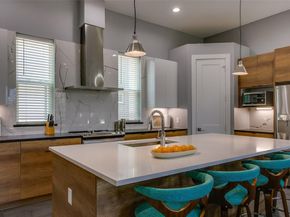 2239  Lovedale Avenue  105, Dallas Texas 75235