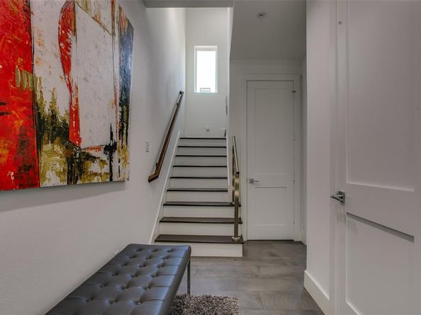 2239  Lovedale Avenue  105, Dallas Texas 75235