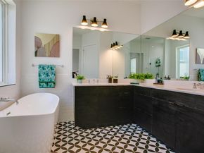 2239  Lovedale Avenue  105, Dallas Texas 75235