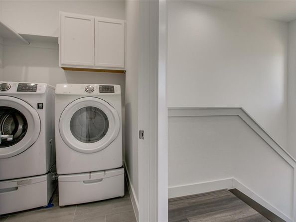 2239  Lovedale Avenue  105, Dallas Texas 75235