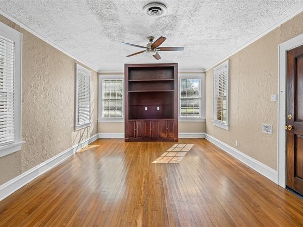 3248  Rogers Avenue , Fort Worth Texas 76109