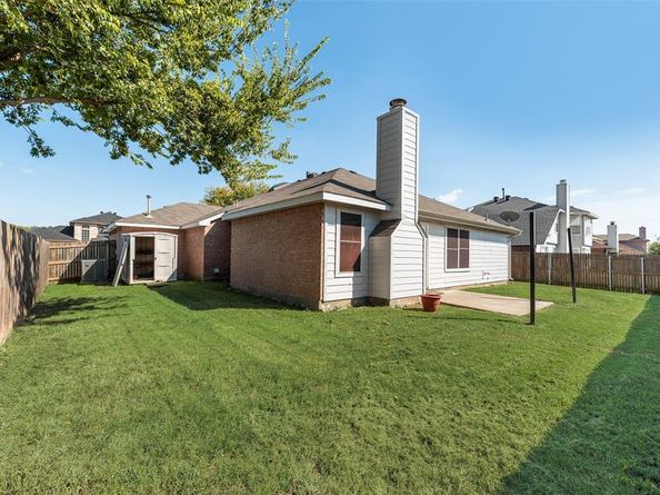 7500  Fossil Garden Drive , Arlington Texas 76002