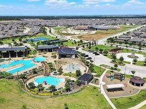 10613  Ponderosa Trail , Aubrey Texas 76227