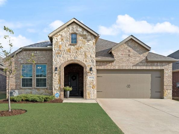 10613  Ponderosa Trail , Aubrey Texas 76227