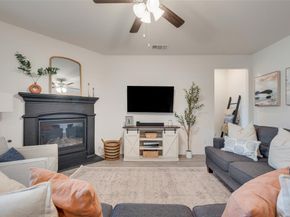 10613  Ponderosa Trail , Aubrey Texas 76227