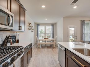 10613  Ponderosa Trail , Aubrey Texas 76227
