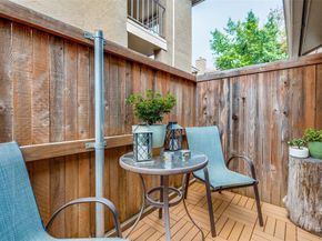 5200  Martel Avenue  23B, Dallas Texas 75206