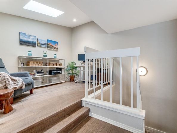 5200  Martel Avenue  23B, Dallas Texas 75206
