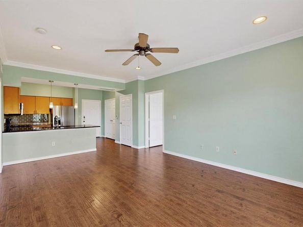 3102  Kings Road  1307, Dallas Texas 75219