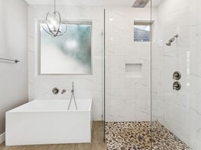 914  Saint George Place , DeSoto Texas 75115