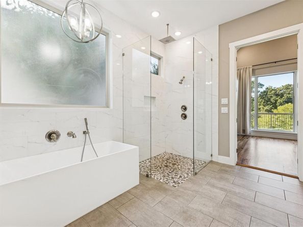 914  Saint George Place , DeSoto Texas 75115