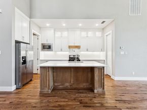 914  Saint George Place , DeSoto Texas 75115