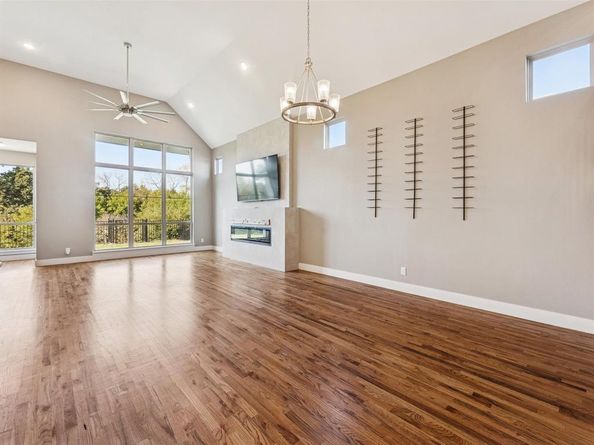 914  Saint George Place , DeSoto Texas 75115