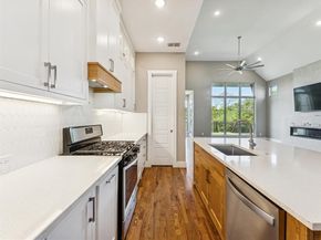 914  Saint George Place , DeSoto Texas 75115