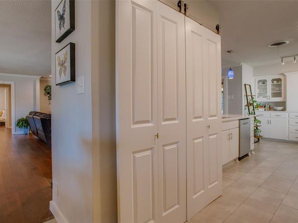 3515  Cripple Creek Drive , Dallas Texas 75224