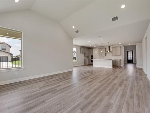 1324  Whitehurst Street , Frisco Texas 75036