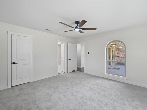 1815  Nora Drive , Pantego Texas 76013