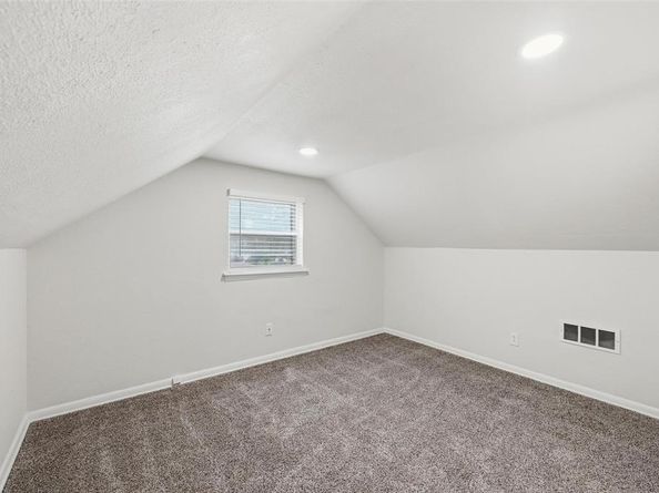 5225  Ruston Avenue , Fort Worth Texas 76133