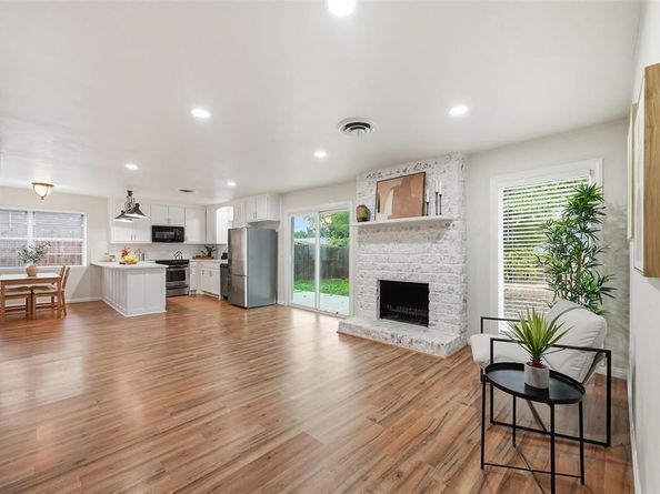 5225  Ruston Avenue , Fort Worth Texas 76133