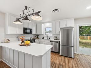 5225  Ruston Avenue , Fort Worth Texas 76133