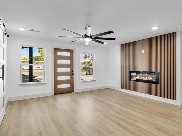 5513  Geddes Avenue , Fort Worth Texas 76107