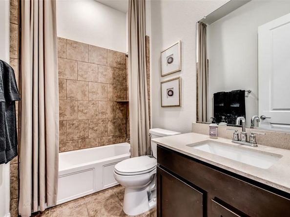 4798  Blackhawk Green Court , Arlington Texas 76005