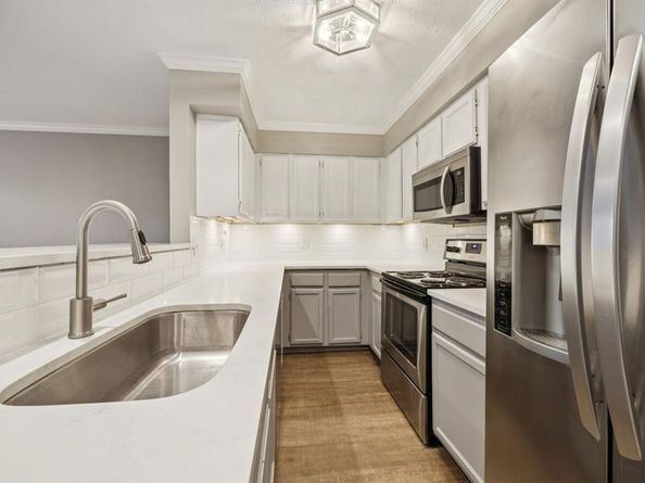 4411  Gilbert Avenue  12, Dallas Texas 75219