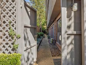 4411  Gilbert Avenue  12, Dallas Texas 75219