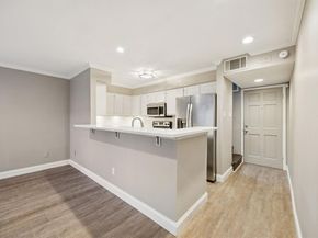 4411  Gilbert Avenue  12, Dallas Texas 75219