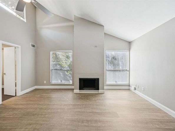 4411  Gilbert Avenue  12, Dallas Texas 75219