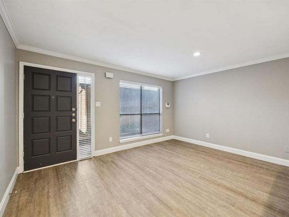 4411  Gilbert Avenue  12, Dallas Texas 75219