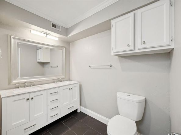 4411  Gilbert Avenue  12, Dallas Texas 75219