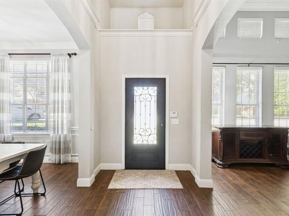 1060  Rosewood Drive , Grapevine Texas 76051