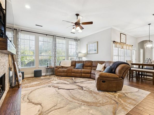 1060  Rosewood Drive , Grapevine Texas 76051