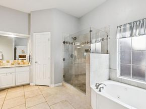 1060  Rosewood Drive , Grapevine Texas 76051