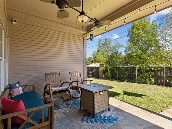 1060  Rosewood Drive , Grapevine Texas 76051