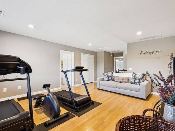 1060  Rosewood Drive , Grapevine Texas 76051