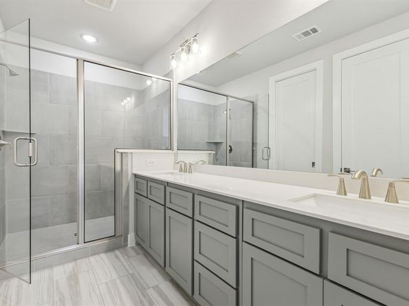 2628  Carmelita Street , Dallas Texas 75212