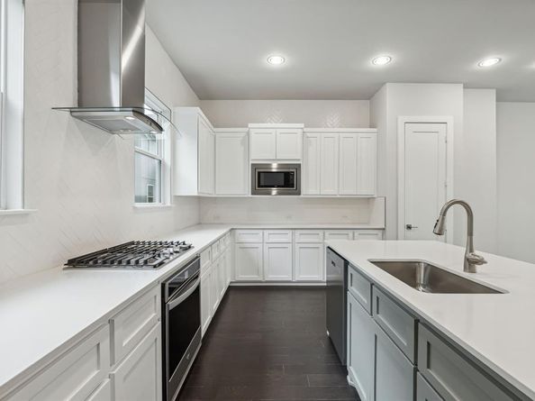 2628  Carmelita Street , Dallas Texas 75212