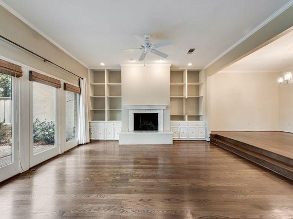 4150  Woodcreek Drive , Dallas Texas 75220