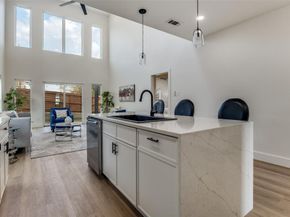 1409  Doyle Avenue , Dallas Texas 75203