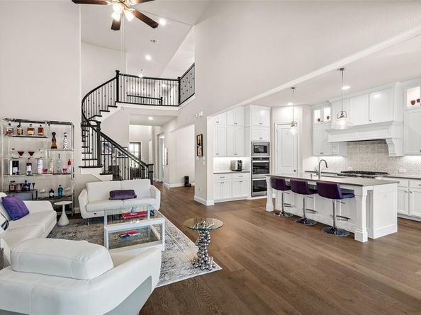 2924  Stonefield  , The Colony Texas 75056