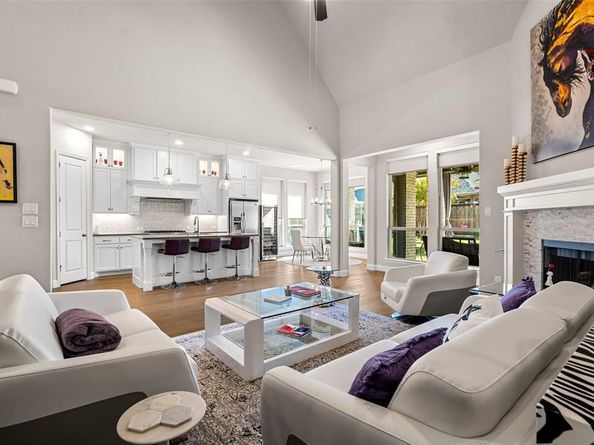 2924  Stonefield  , The Colony Texas 75056