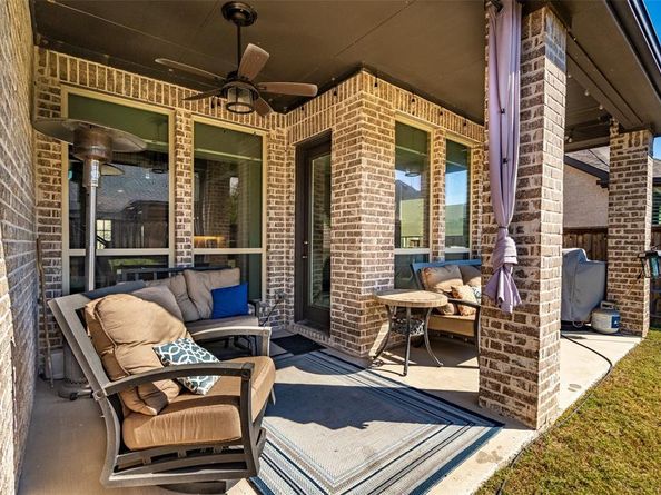 2924  Stonefield  , The Colony Texas 75056