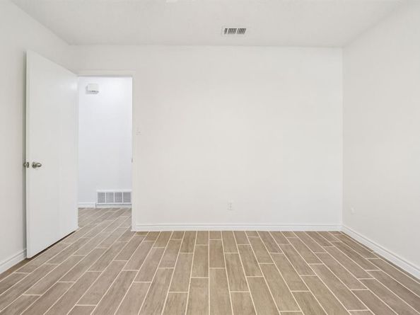 5507  Silver Bow Trail , Arlington Texas 76017