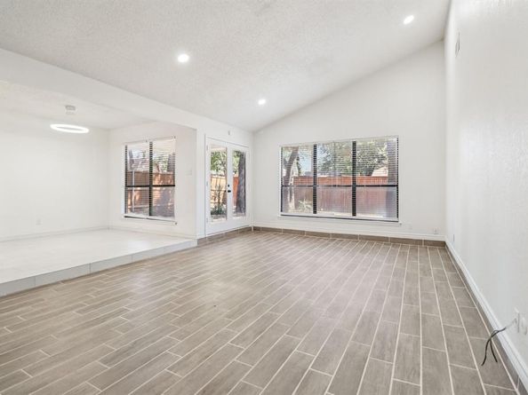 5507  Silver Bow Trail , Arlington Texas 76017