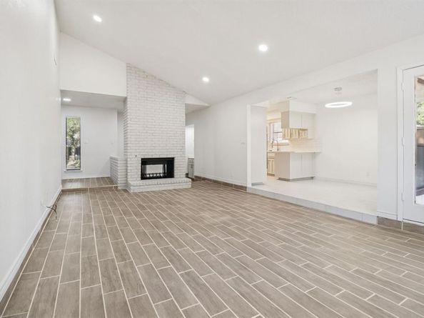 5507  Silver Bow Trail , Arlington Texas 76017