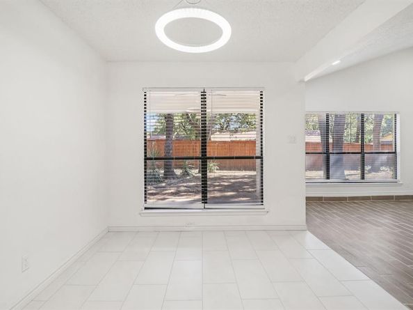 5507  Silver Bow Trail , Arlington Texas 76017