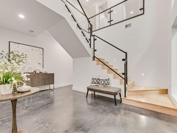 5623  Winton Street , Dallas Texas 75206