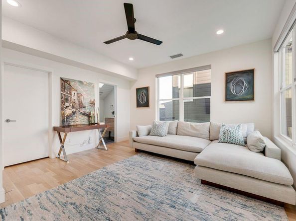 5623  Winton Street , Dallas Texas 75206